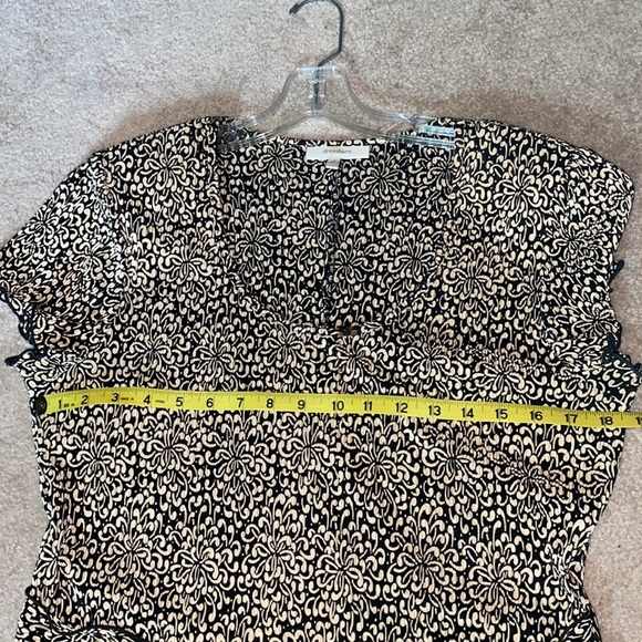 Dress Barn dress self belt twisted at hip short sleeve black tan  no wri… - Picture 7 of 12